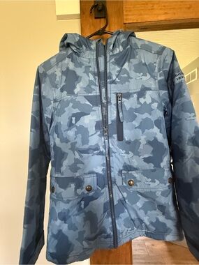 KIDS Abercrombie Blue Camo Hooded Rain Jacket